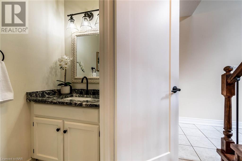 24 Sikorski Avenue, St. Catharines, Ontario  L2M 5W9 - Photo 8 - 40512573