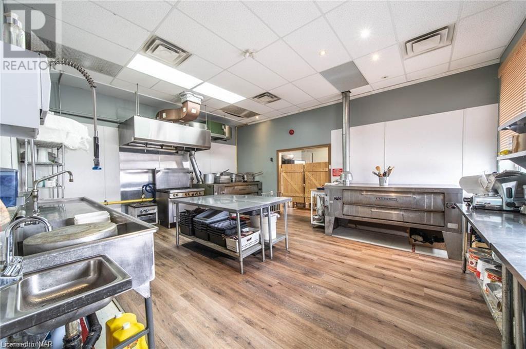 3848 Main Street Unit# C, Niagara Falls, Ontario  L2G 6B2 - Photo 10 - 40512939