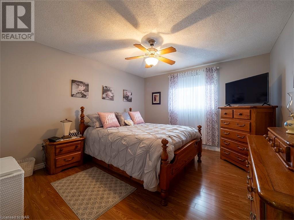 18 Knoll Street, Port Colborne, Ontario  L3K 5A5 - Photo 13 - 40511494