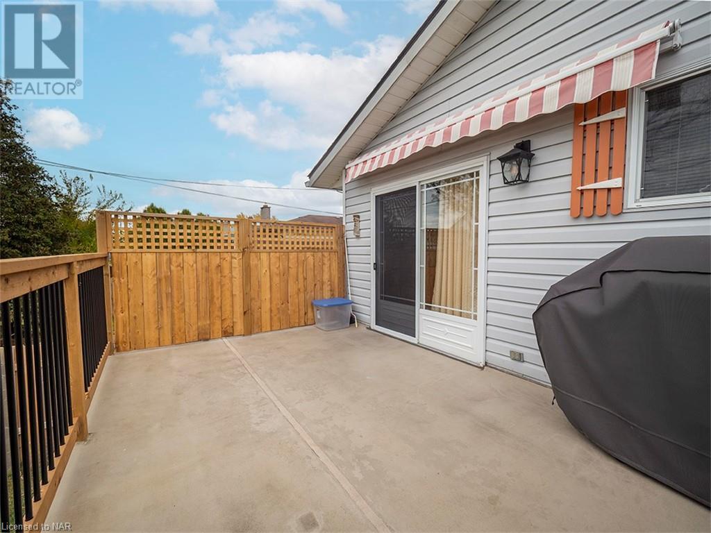 18 Knoll Street, Port Colborne, Ontario  L3K 5A5 - Photo 23 - 40511494