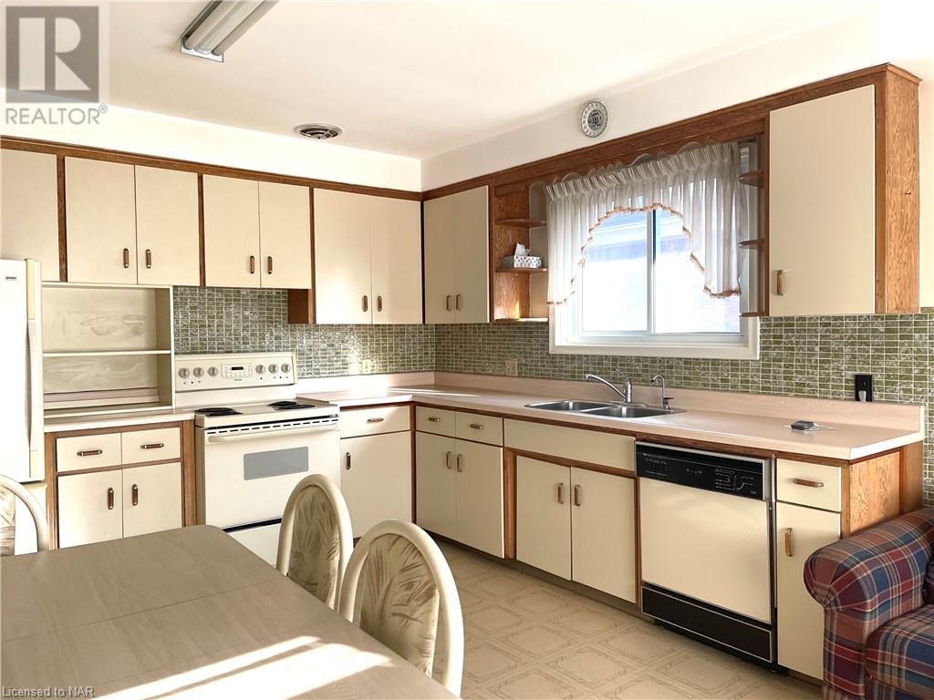 20 Oblate Street Unit# Mainfloor, St. Catharines, Ontario  L2M 5C6 - Photo 6 - 40513348
