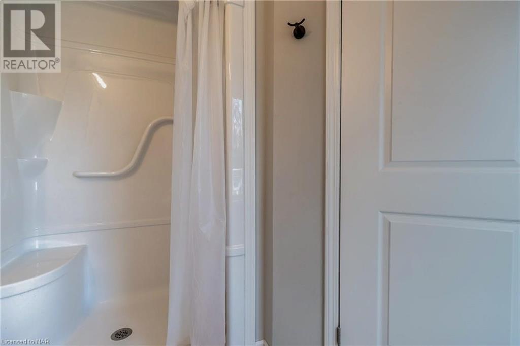 182 Broadway Lane, Welland, Ontario  L3C 5L5 - Photo 21 - 40513298
