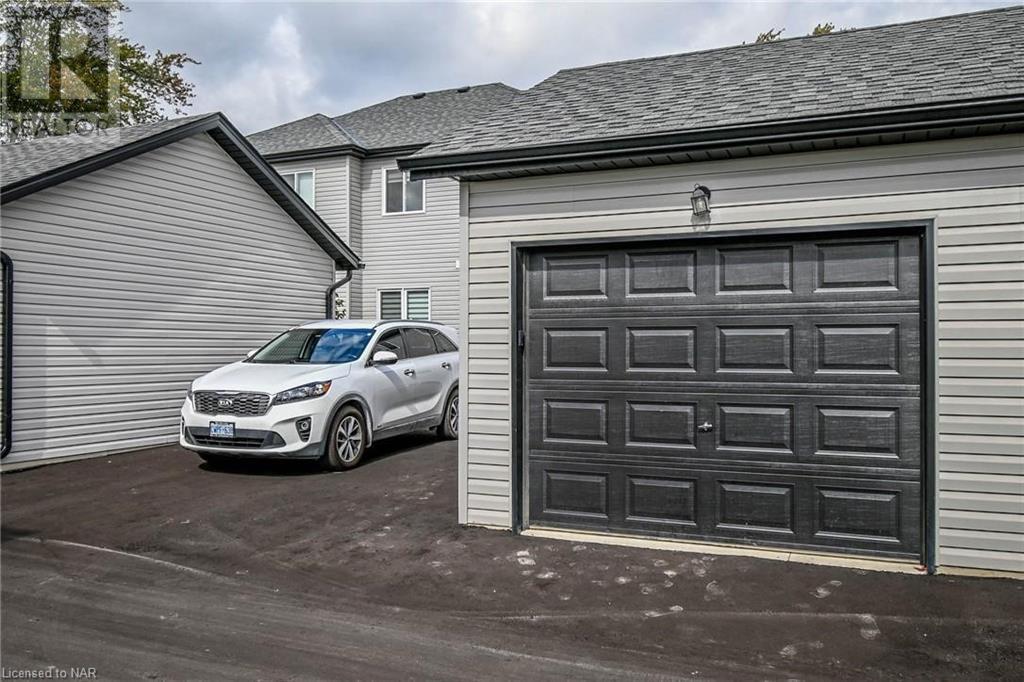 182 Broadway Lane, Welland, Ontario  L3C 5L5 - Photo 33 - 40513298