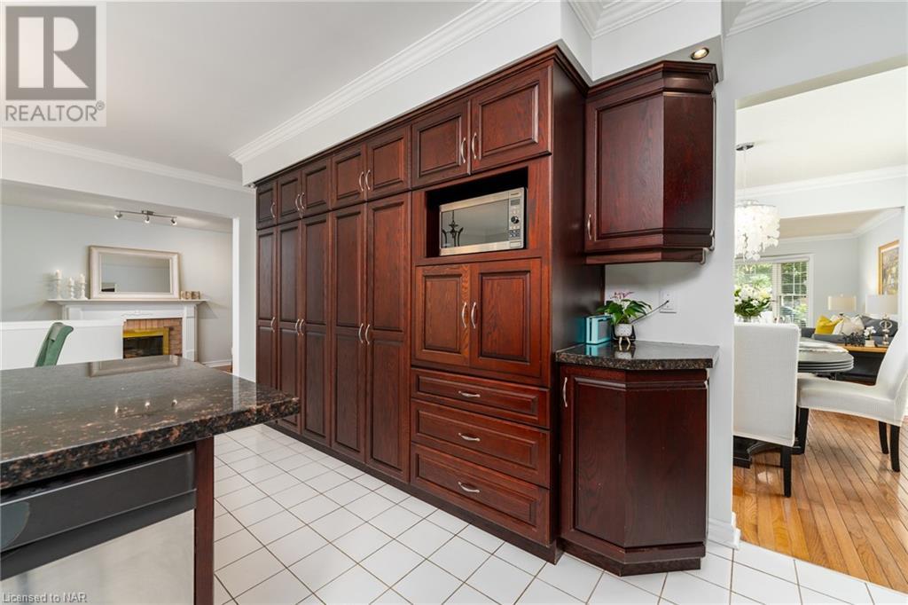 13 Sterling Street, St. Catharines, Ontario  L2S 3T1 - Photo 12 - 40512809