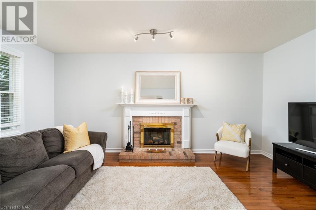 13 Sterling Street, St. Catharines, Ontario  L2S 3T1 - Photo 15 - 40512809