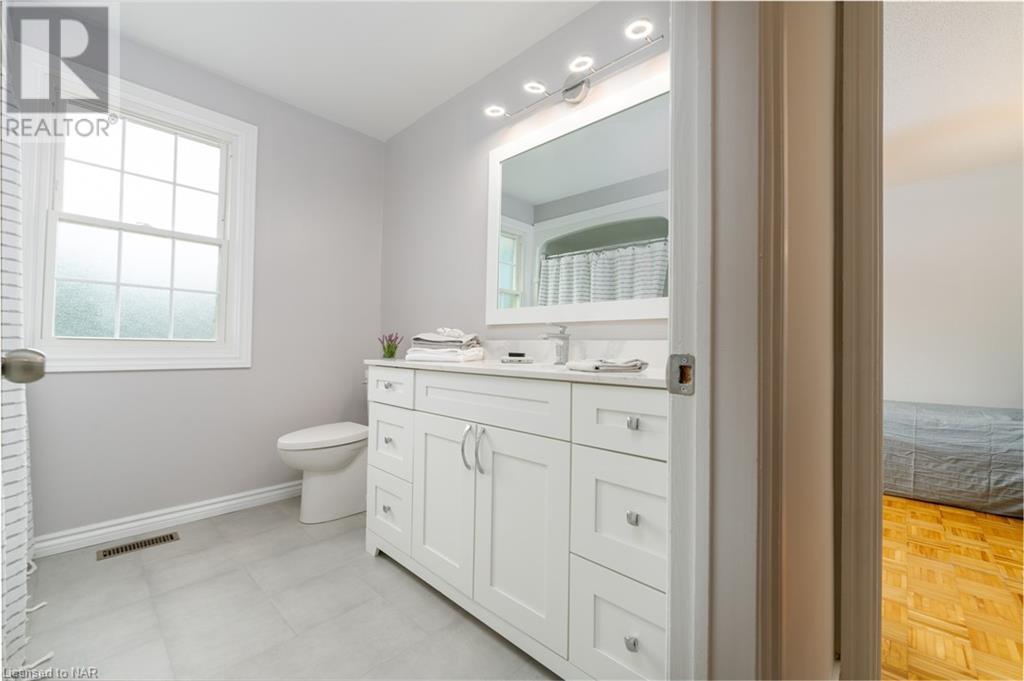 13 Sterling Street, St. Catharines, Ontario  L2S 3T1 - Photo 27 - 40512809