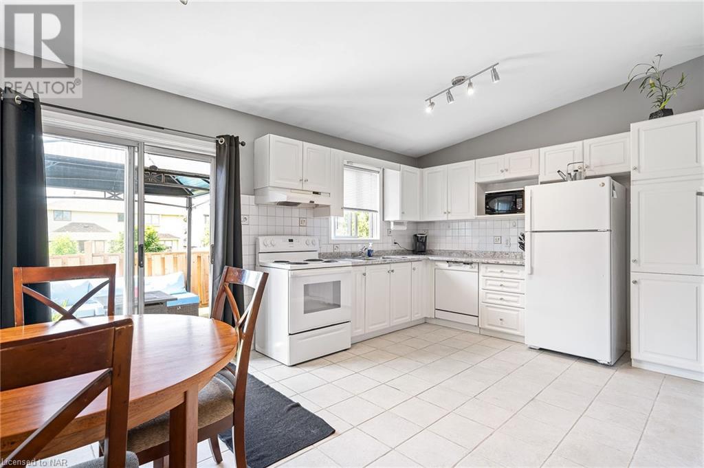 905 Colette Road, Fort Erie, Ontario  L2A 6G7 - Photo 10 - 40510980