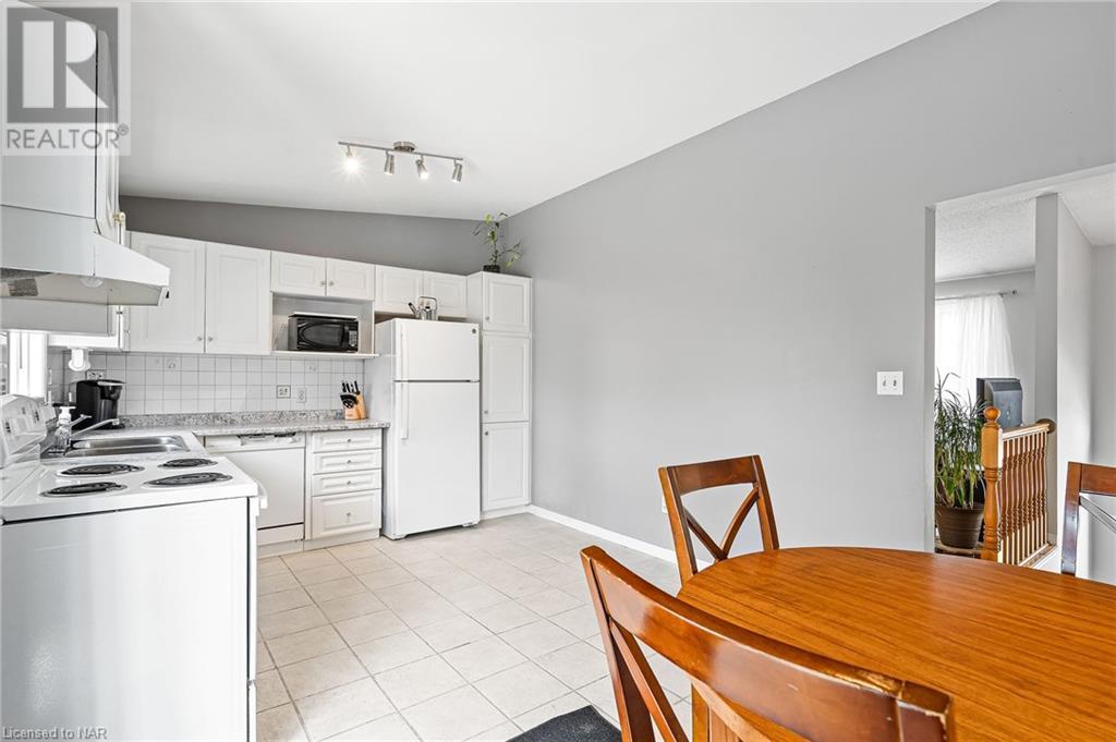 905 Colette Road, Fort Erie, Ontario  L2A 6G7 - Photo 11 - 40510980