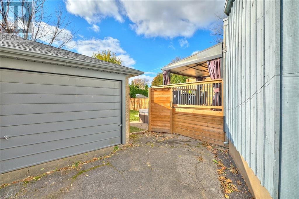 41 Thomas Street, St. Catharines, Ontario  L2R 6L8 - Photo 3 - 40510149