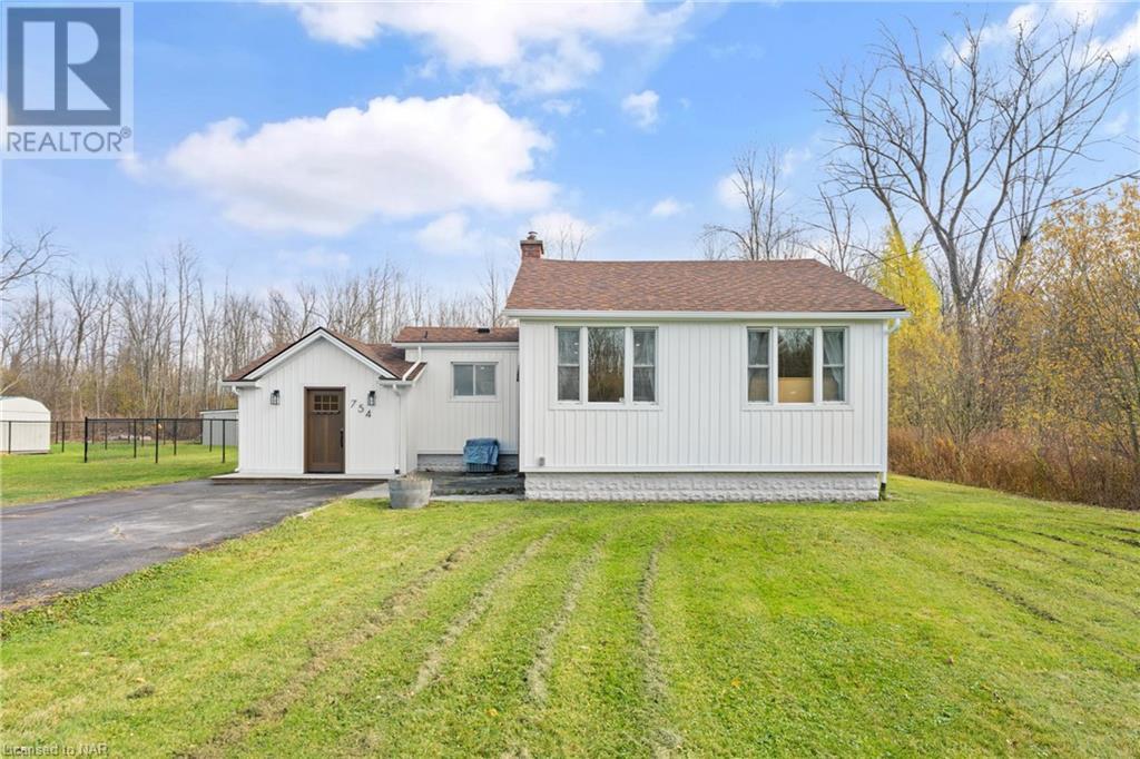 754 HELENA Street, fort erie, Ontario