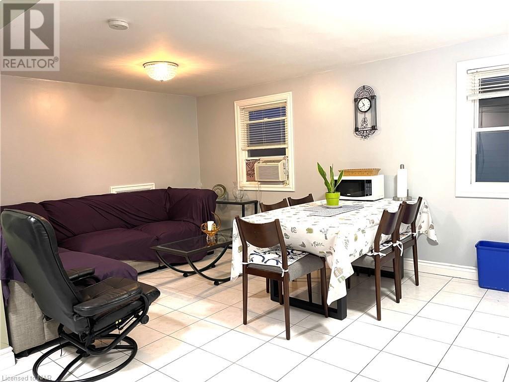 26 Oblate Street Unit# Upper, St. Catharines, Ontario  L2M 5C6 - Photo 8 - 40513528