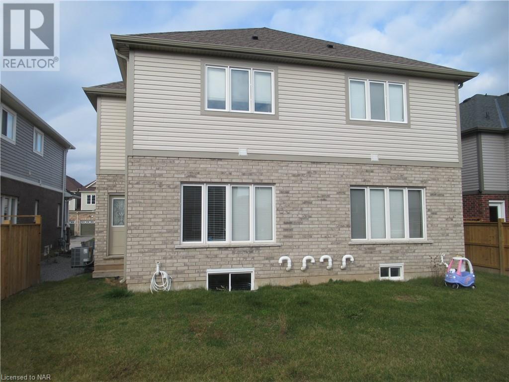 9521 Tallgrass Avenue, Niagara Falls, Ontario  L2G 0Y2 - Photo 2 - 40513519