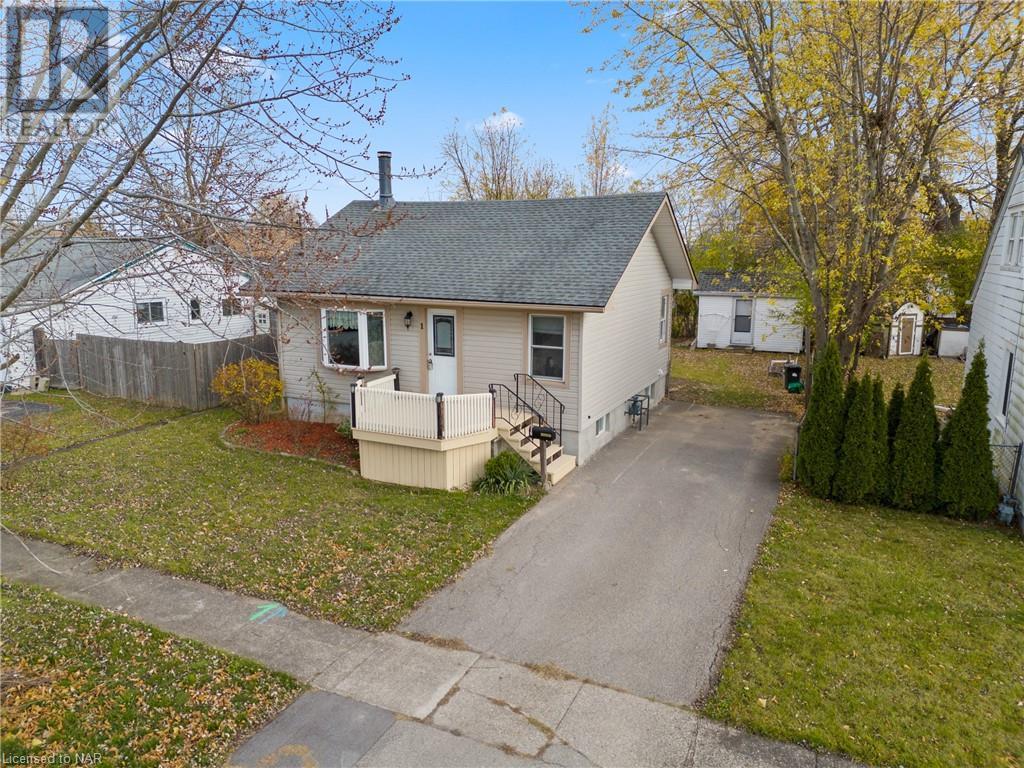 1 Phyllis Street, Fort Erie, Ontario  L2A 3Y1 - Photo 3 - 40511025