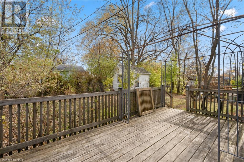 1 Phyllis Street, Fort Erie, Ontario  L2A 3Y1 - Photo 31 - 40511025