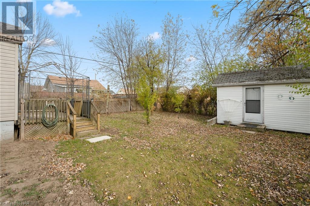 1 Phyllis Street, Fort Erie, Ontario  L2A 3Y1 - Photo 34 - 40511025