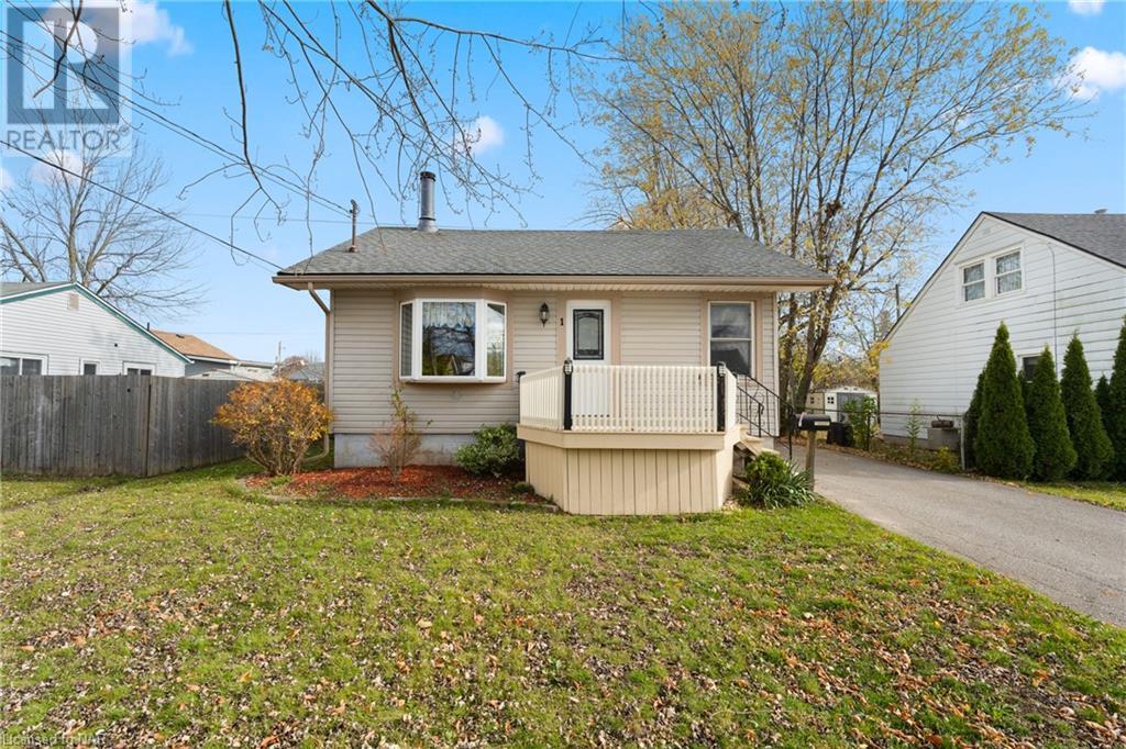 1 Phyllis Street, Fort Erie, Ontario  L2A 3Y1 - Photo 5 - 40511025