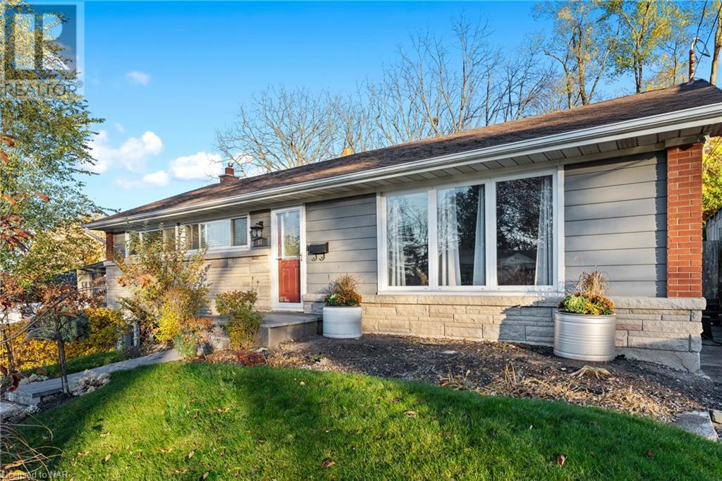 17 BATTLEFIELD Drive, stoney creek, Ontario