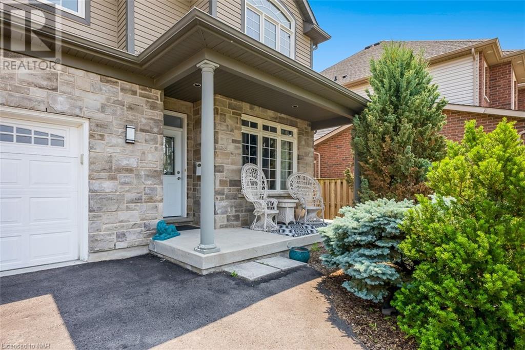 6618 Flora Court, Niagara Falls, Ontario  L2H 0A8 - Photo 2 - 40513005