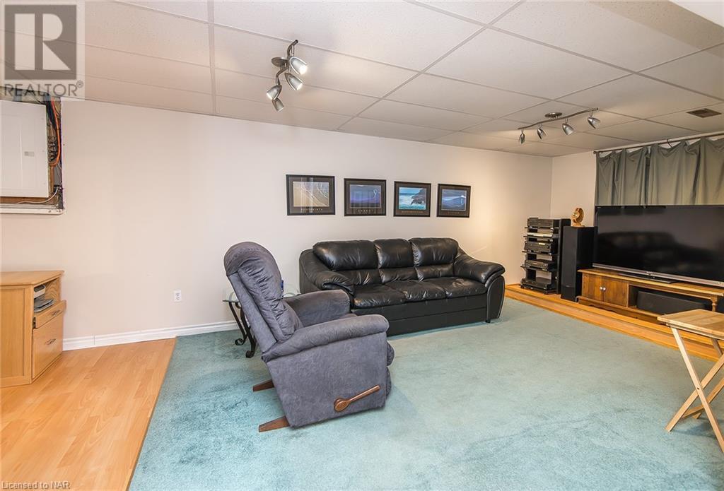 42 Newleaf Crescent, Welland, Ontario  L3C 6B4 - Photo 30 - 40510815