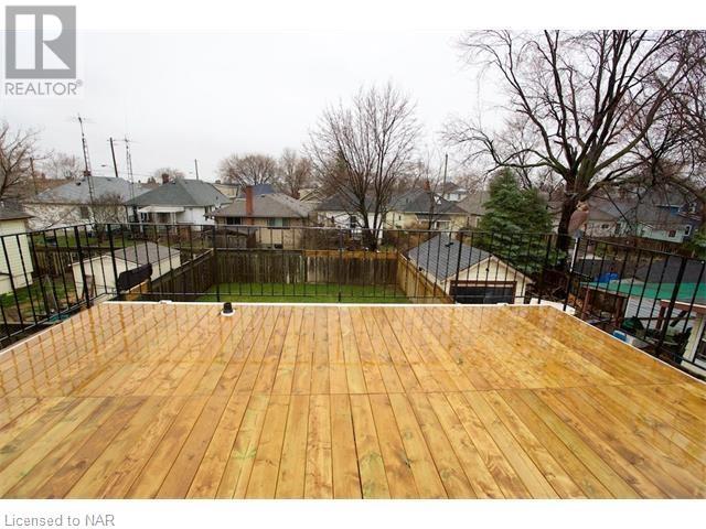 35 ST PATRICK (UPPER UNIT) Street, st. catharines, Ontario