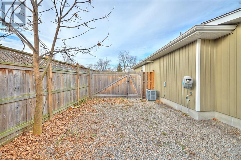 38 Lincoln Road E, Crystal Beach, Ontario  L0S 1B0 - Photo 24 - 40513579