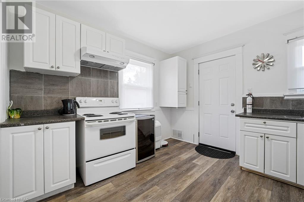 6172 William Street, Niagara Falls, Ontario  L2E 5S1 - Photo 11 - 40513014