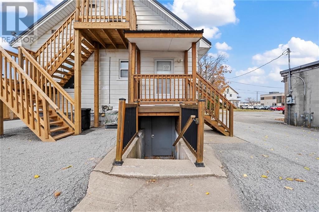 6172 William Street, Niagara Falls, Ontario  L2E 5S1 - Photo 4 - 40513014