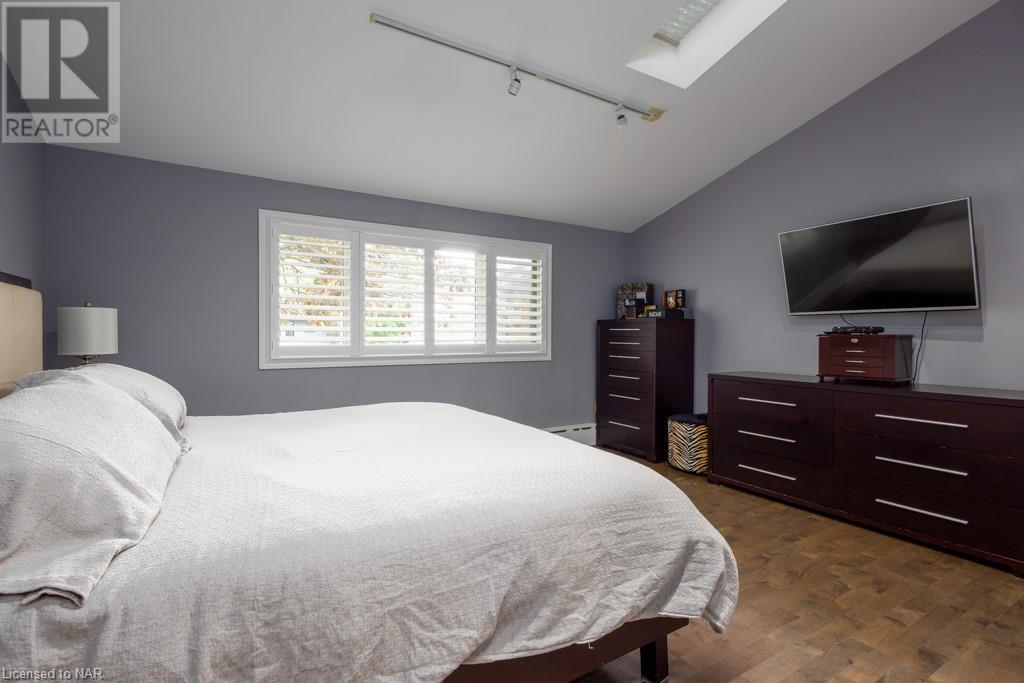 6244 Russell Street, Niagara Falls, Ontario  L2J 1P1 - Photo 33 - 40513960