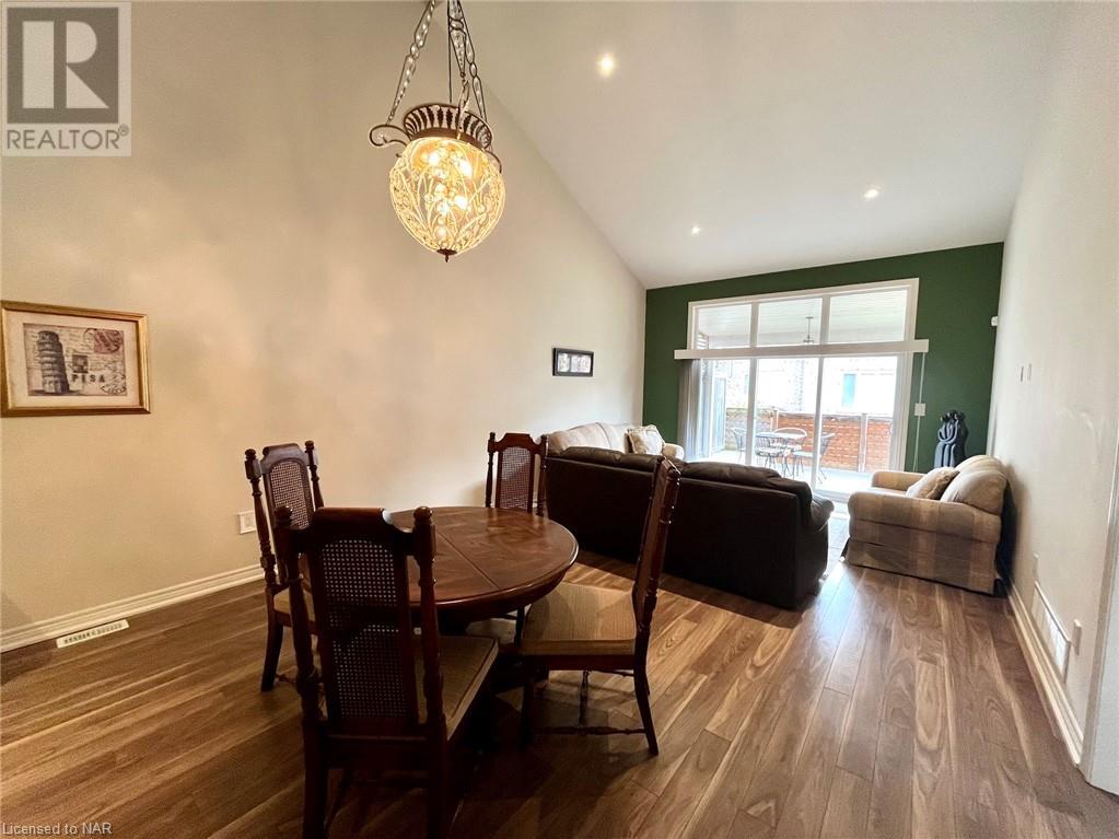 7542 Clubview Lane Unit# 126, Niagara Falls, Ontario  L2G 0A8 - Photo 8 - 40513752