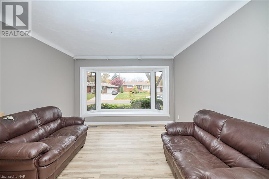 9 Wakelin Terrace, St. Catharines, Ontario  L2M 4K9 - Photo 5 - 40513540