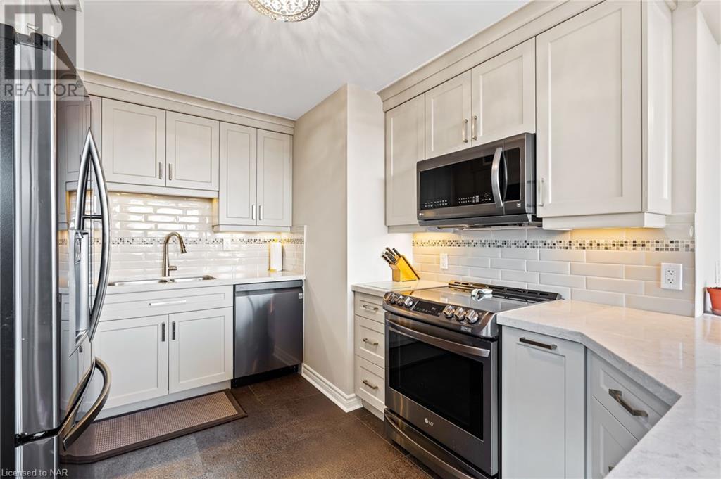 15 Towering Heights Boulevard Unit# 1202, St. Catharines, Ontario  L2T 3G7 - Photo 13 - 40513071