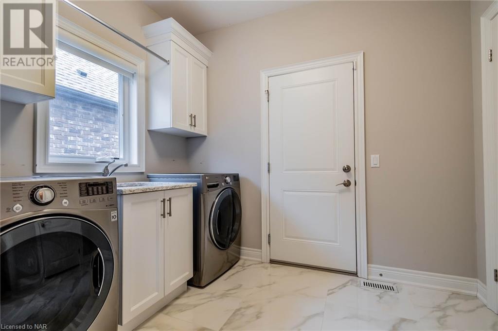 8 Tuscany Court, St. Catharines, Ontario  L2S 0E2 - Photo 19 - 40513009