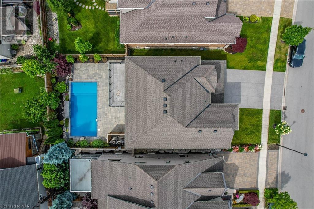 8 Tuscany Court, St. Catharines, Ontario  L2S 0E2 - Photo 2 - 40513009