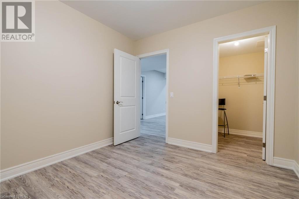 8 Tuscany Court, St. Catharines, Ontario  L2S 0E2 - Photo 36 - 40513009