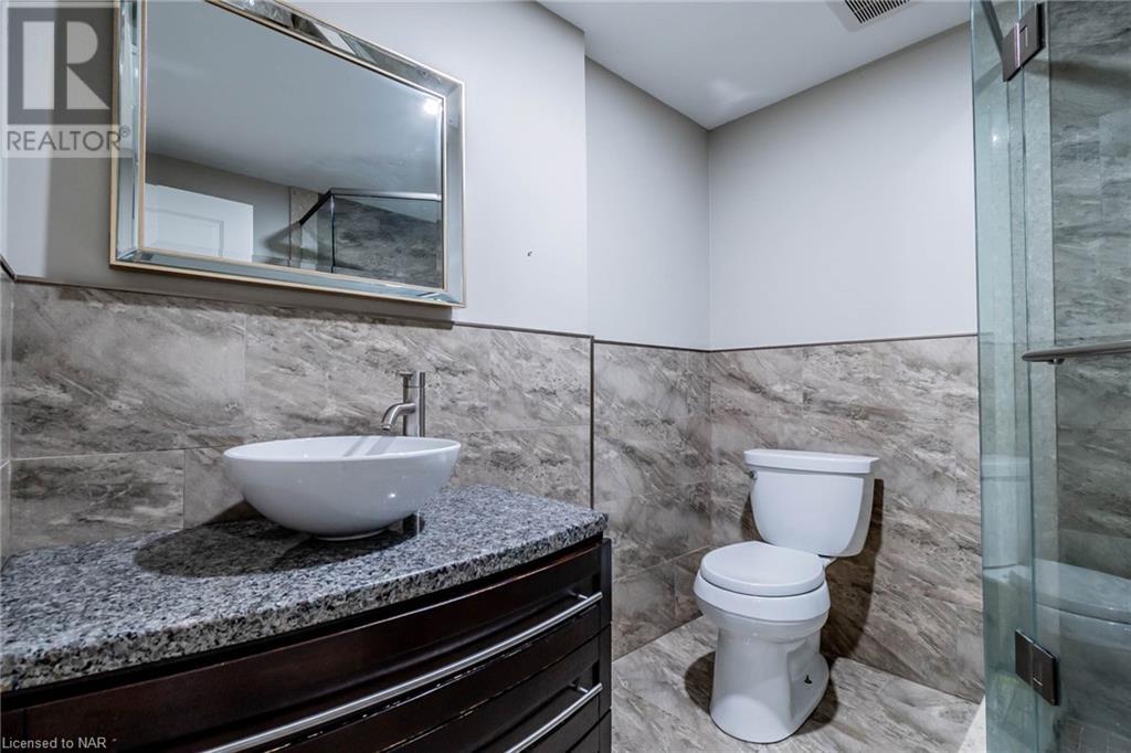 8 Tuscany Court, St. Catharines, Ontario  L2S 0E2 - Photo 37 - 40513009