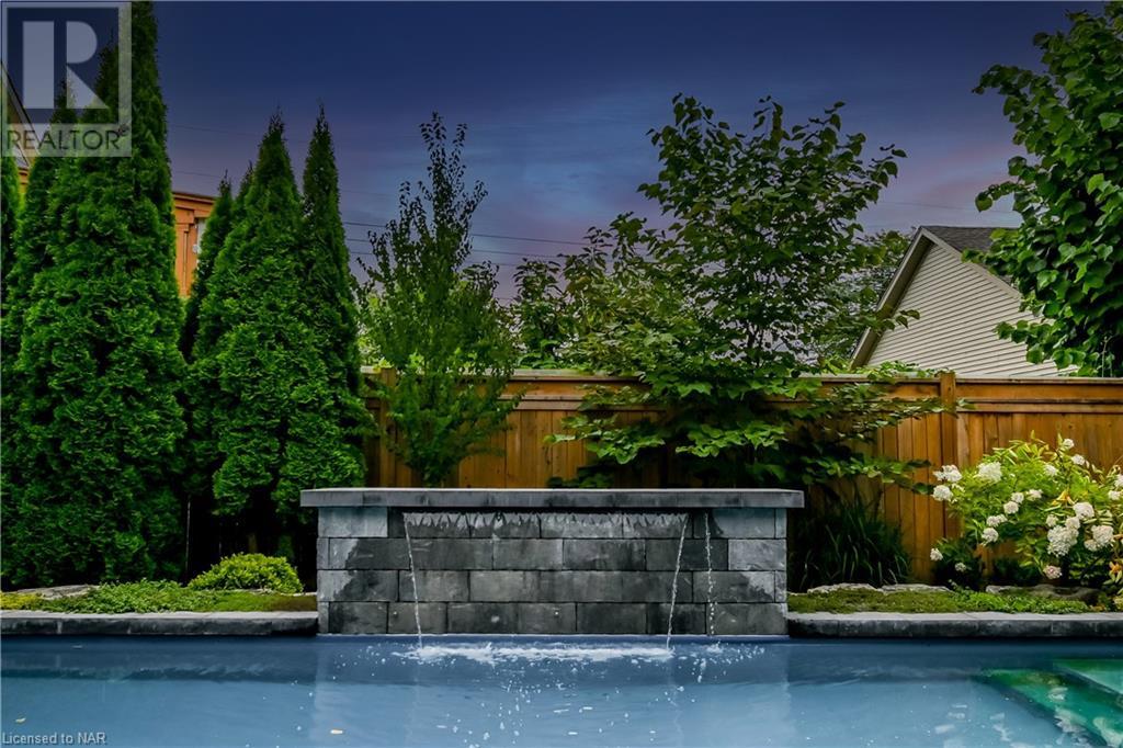 8 Tuscany Court, St. Catharines, Ontario  L2S 0E2 - Photo 42 - 40513009