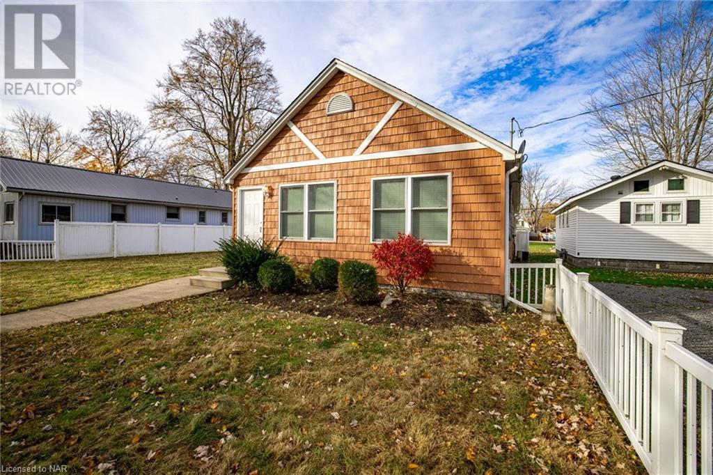 319 Cherrywood Avenue, Crystal Beach, Ontario  L0S 1B0 - Photo 2 - 40512659