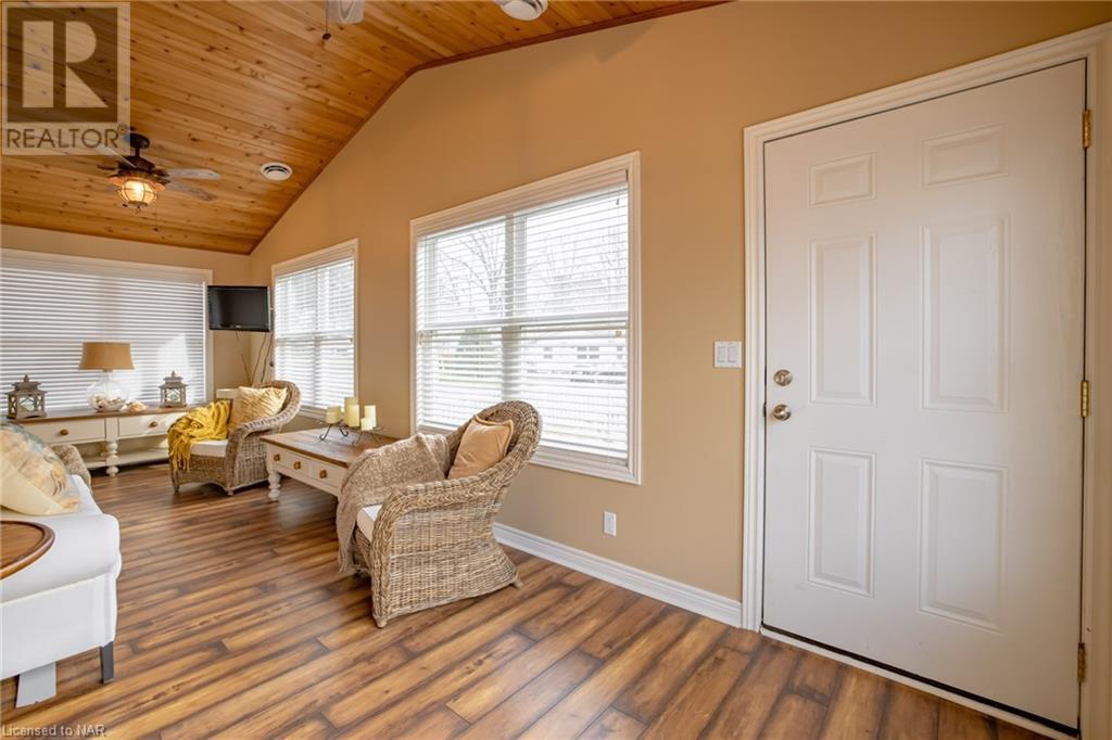 319 Cherrywood Avenue, Crystal Beach, Ontario  L0S 1B0 - Photo 3 - 40512659