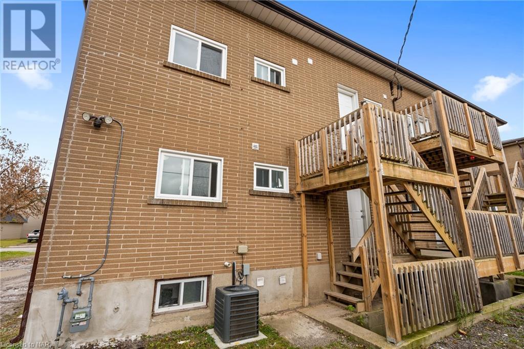 8422 Willoughby Drive Unit# Main, Chippawa, Ontario  L2G 6X5 - Photo 12 - 40514191