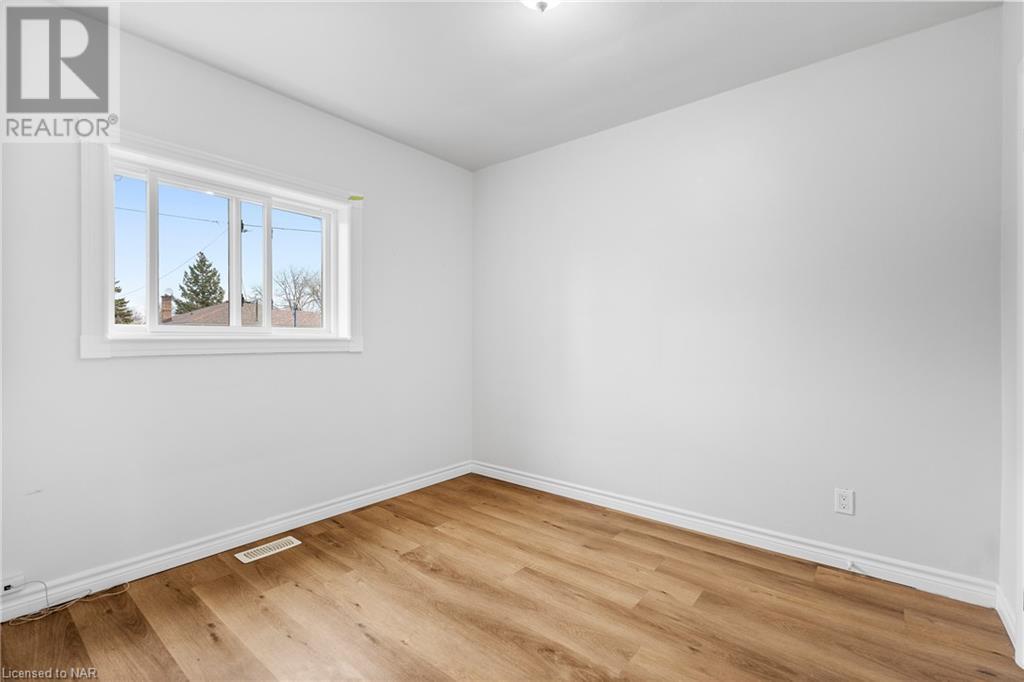 8422 Willoughby Drive Unit# Main, Chippawa, Ontario  L2G 6X5 - Photo 6 - 40514191