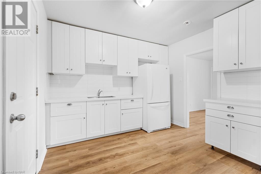 8422 Willoughby Drive Unit# Main, Chippawa, Ontario  L2G 6X5 - Photo 8 - 40514191