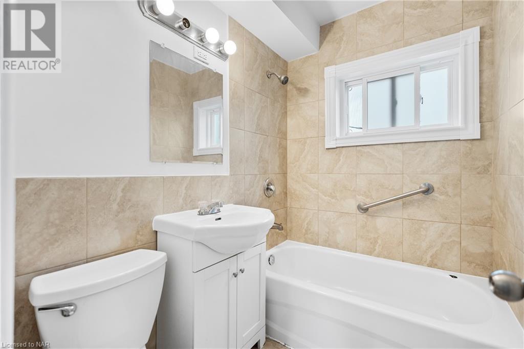 8424 Willoughby Drive Unit# Upper, Chippawa, Ontario  L2G 6X5 - Photo 13 - 40514487