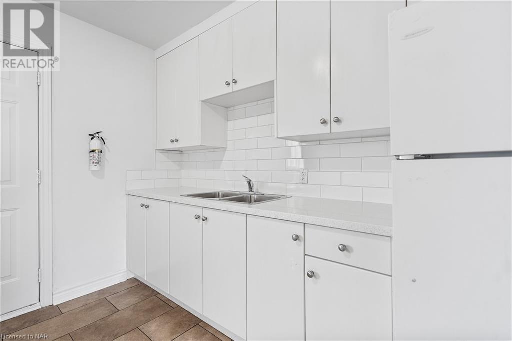 8424 Willoughby Drive Unit# Upper, Chippawa, Ontario  L2G 6X5 - Photo 5 - 40514487