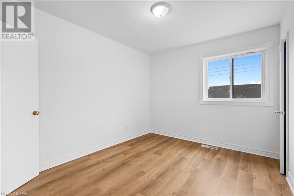 8424 Willoughby Drive Unit# Upper, Chippawa, Ontario  L2G 6X5 - Photo 9 - 40514487
