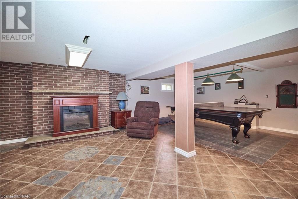 42 Burness Drive, St. Catharines, Ontario  L2P 1J5 - Photo 16 - 40514406