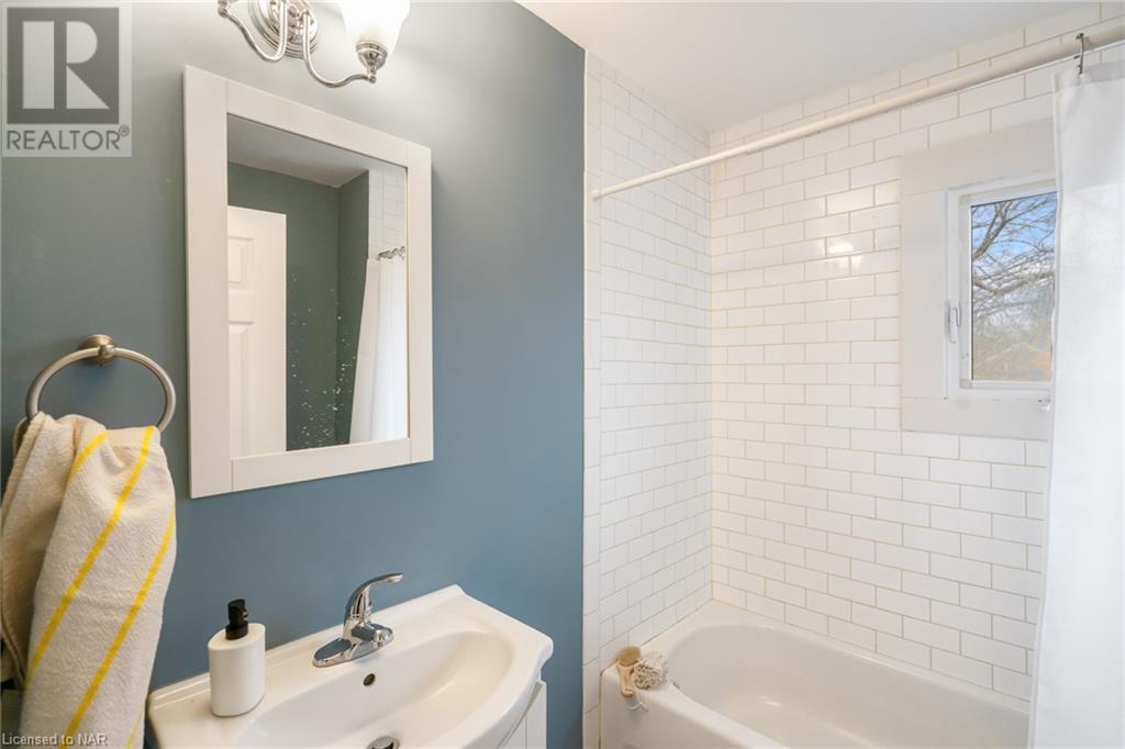 68 Albert Street, St. Catharines, Ontario  L2R 2G6 - Photo 25 - 40501919