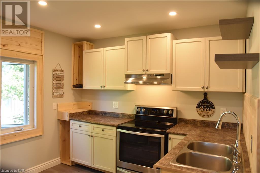 148 Crosthwaite Avenue N, Hamilton, Ontario  L8H 4V5 - Photo 3 - 40514540
