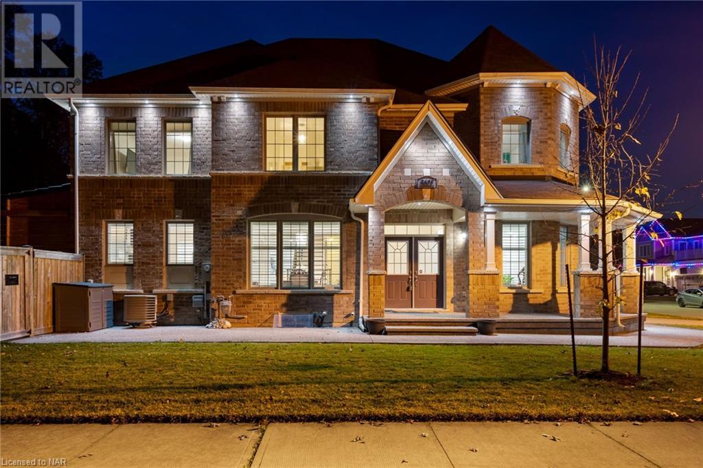 8605 Sweet Chestnut Drive, Niagara Falls, Ontario  L2H 0N1 - Photo 2 - 40514186