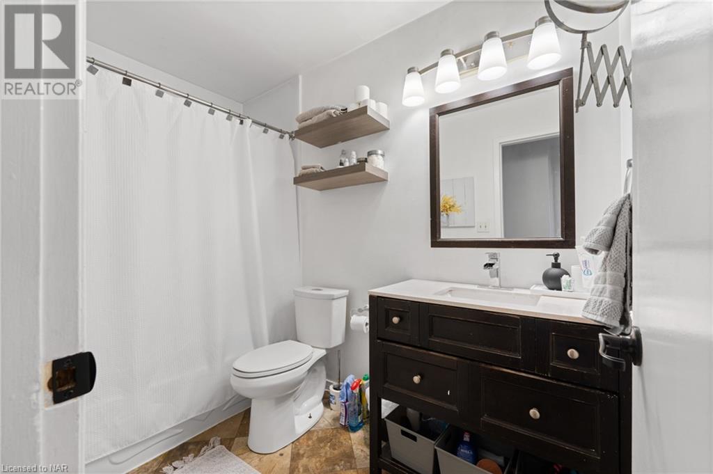 98 Dorchester Boulevard, St. Catharines, Ontario  L2M 6V2 - Photo 11 - 40514596