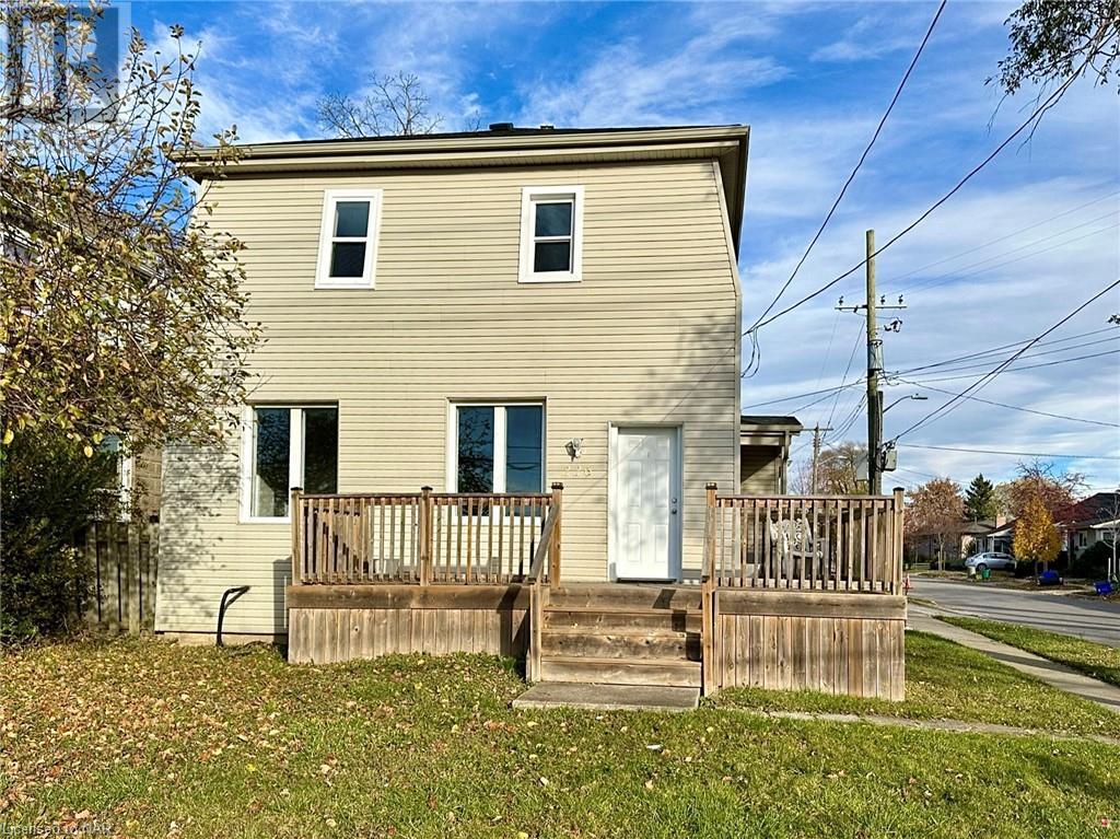 226 Oakdale Avenue, St. Catharines, Ontario  L2P 2K6 - Photo 2 - 40512842